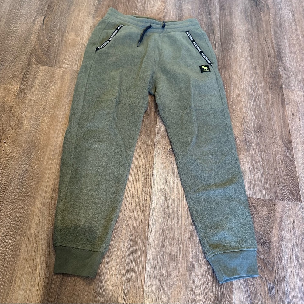 Abercrombie kids green sweatpants